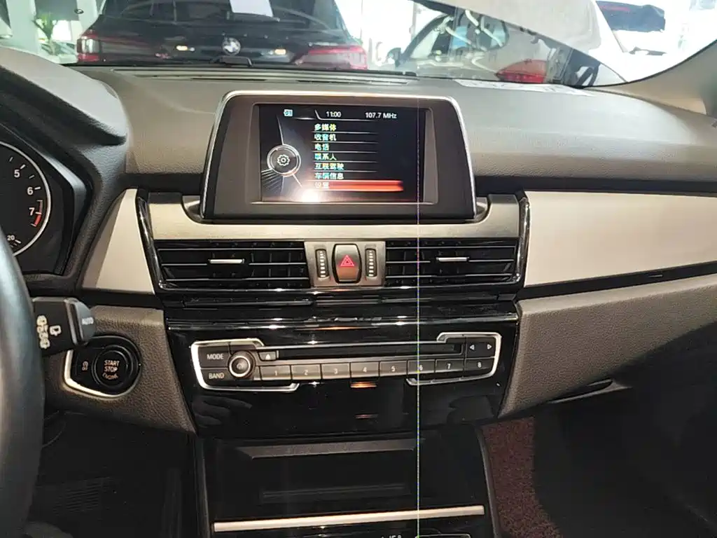 BMW 2 Series Gran Tourer — миниатюра 13