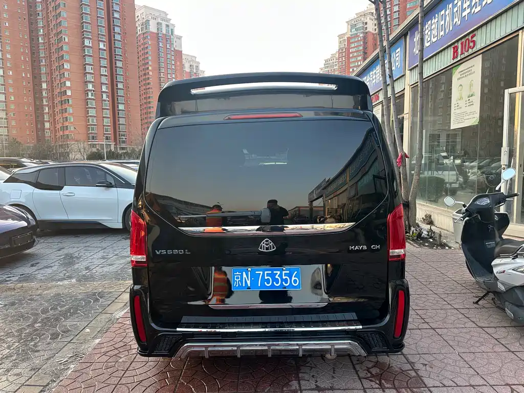 MERCEDES-BENZ V CLASS