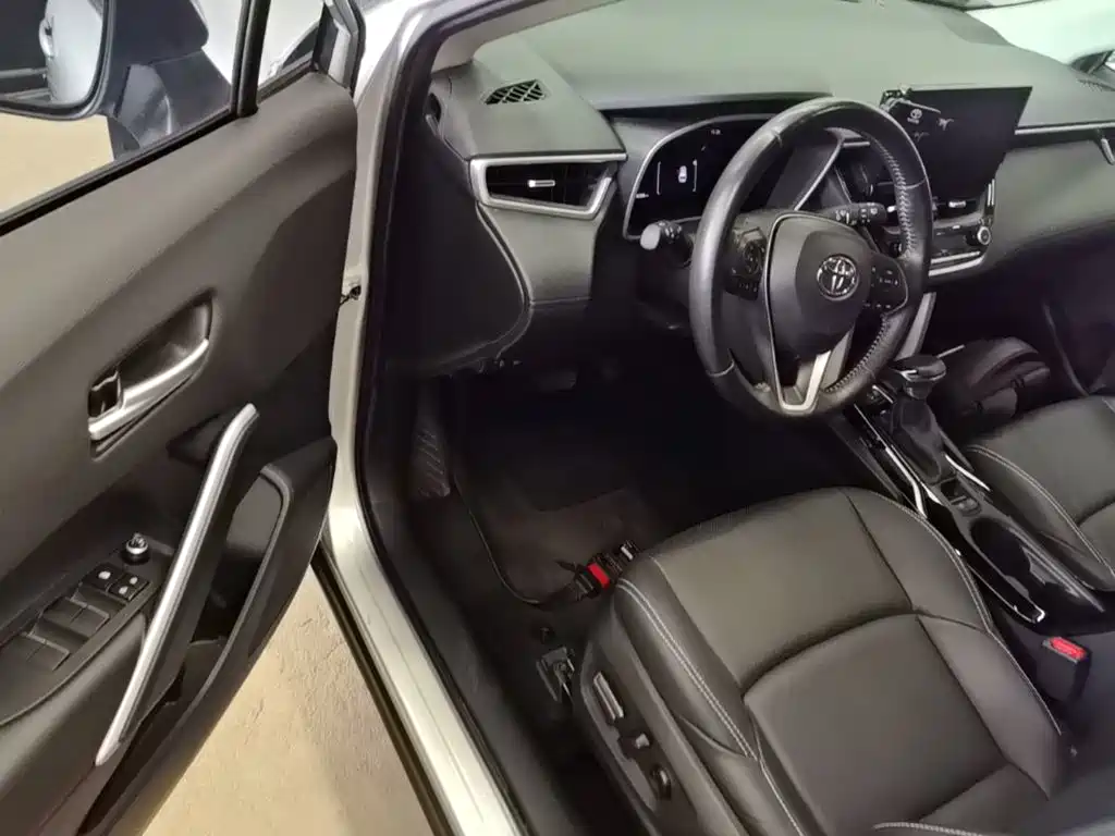 Toyota Frontlander — миниатюра 16
