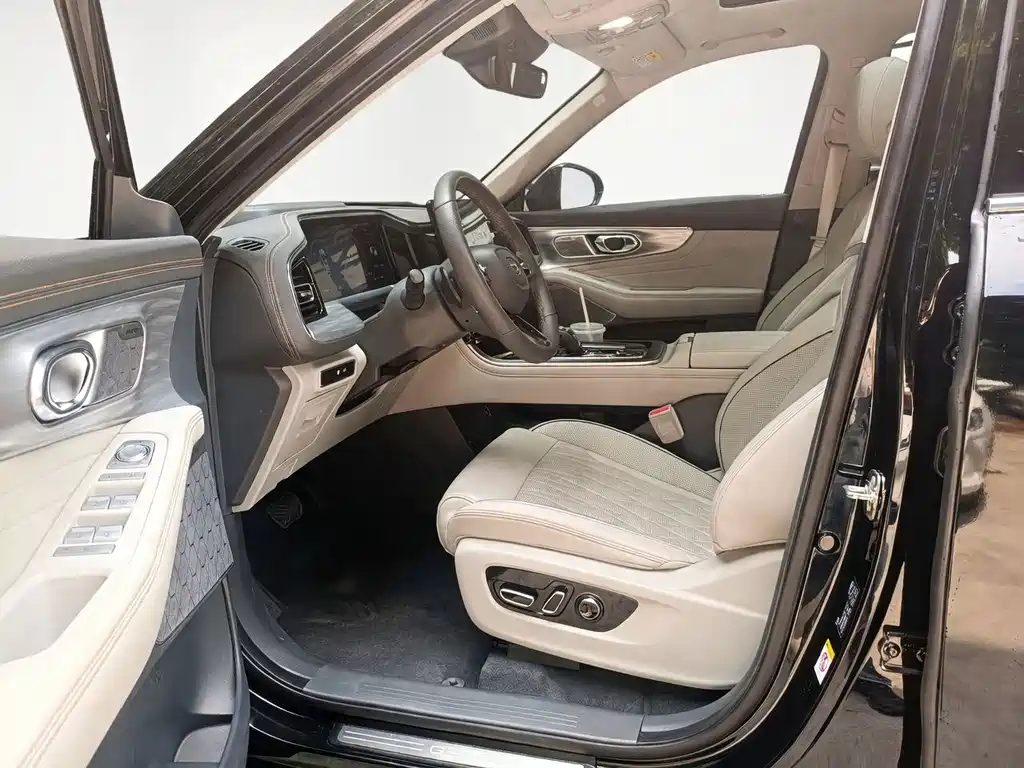 GAC Motor Trumpchi GS8 — миниатюра 4