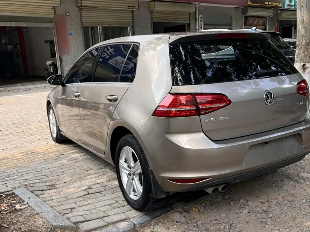 Volkswagen Golf — миниатюра 25