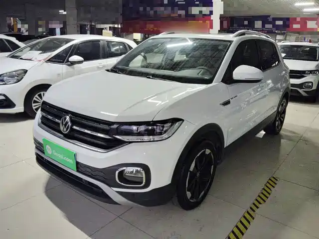 VOLKSWAGEN EXPLORING THE SHADOW