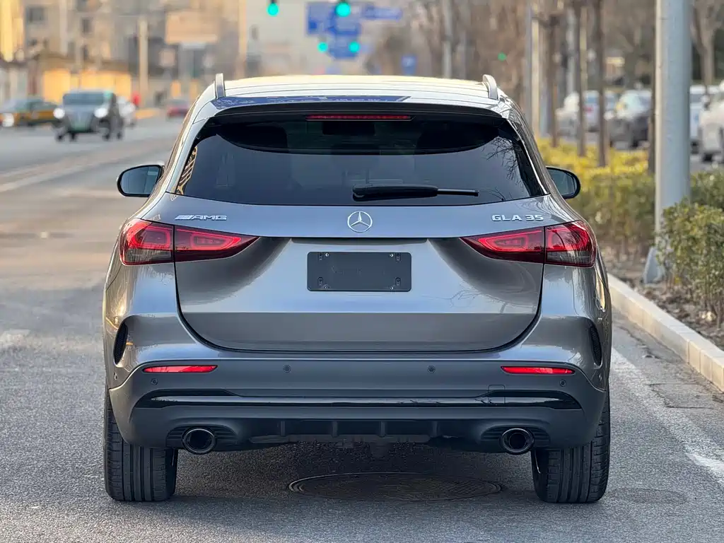 MERCEDES-BENZ GLA AMG