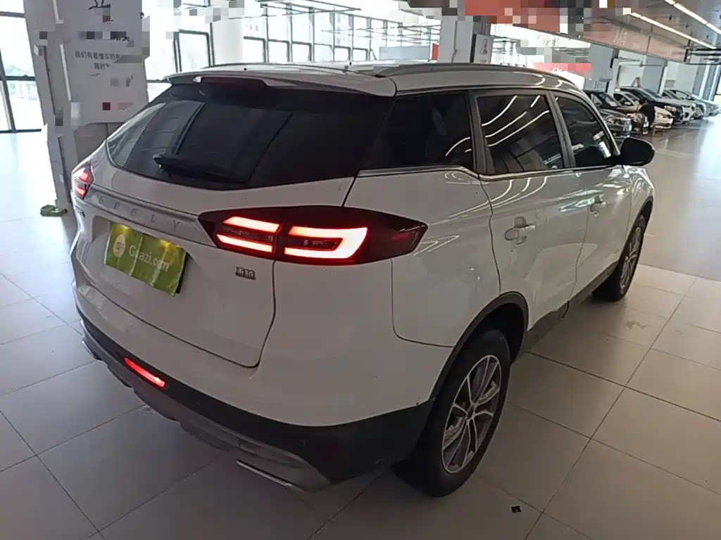 Geely Boyue — миниатюра 7