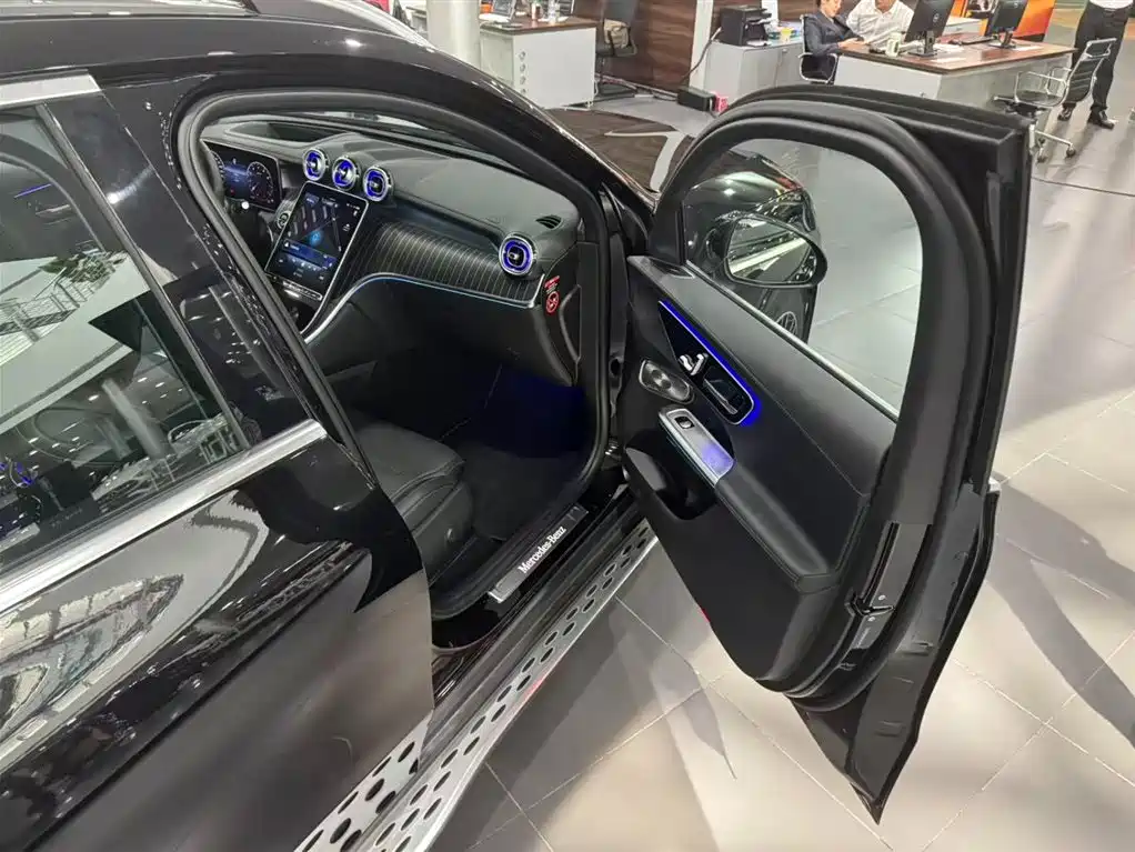 Mercedes-Benz GLC — миниатюра 22
