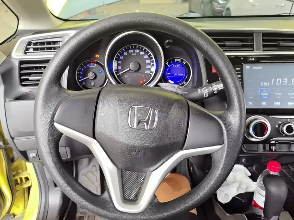 Honda Fit — миниатюра 11