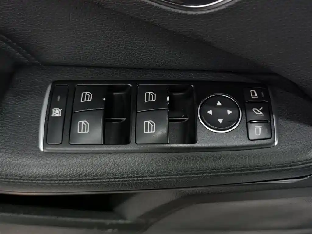 Mercedes-Benz E-Class E 2015 E 260 L Sport