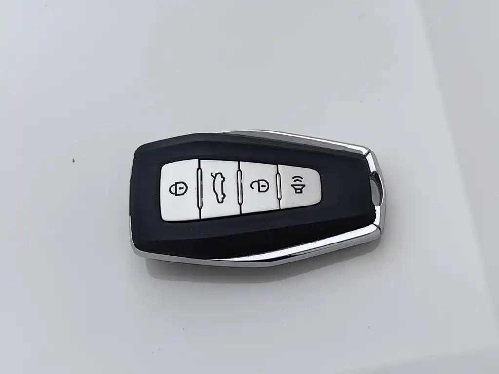 Geely Emgrand GL — миниатюра 19