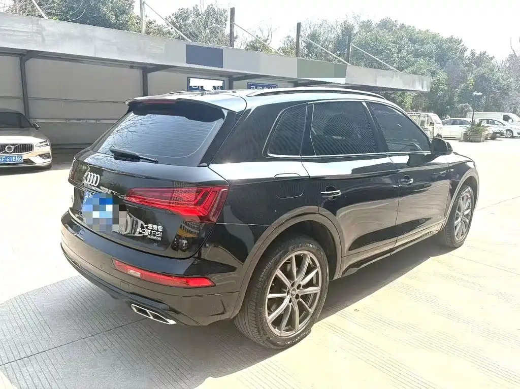 Audi Q5L 2022 40T RS