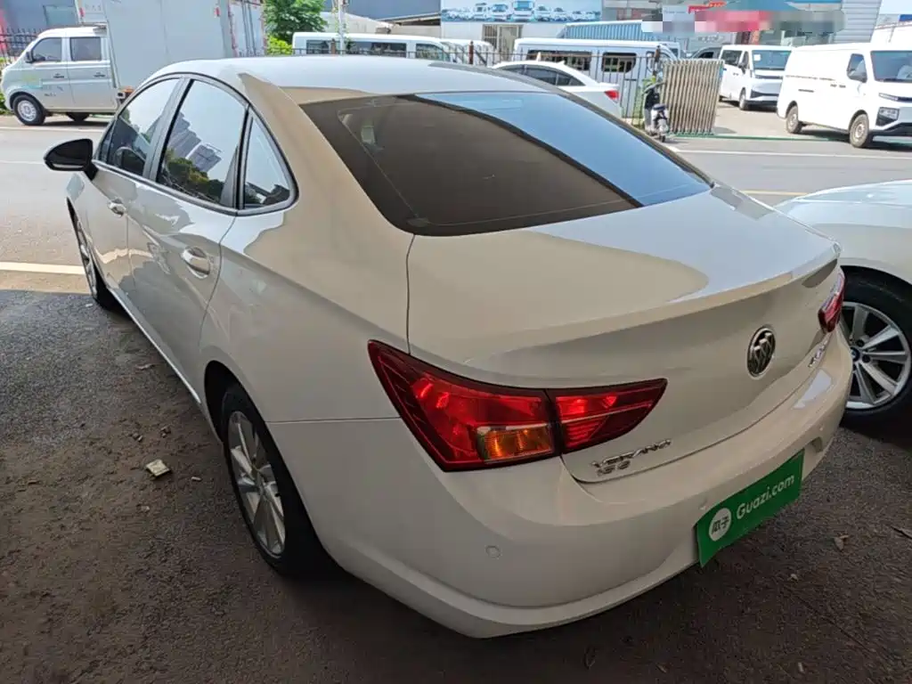 Buick Verano — миниатюра 5