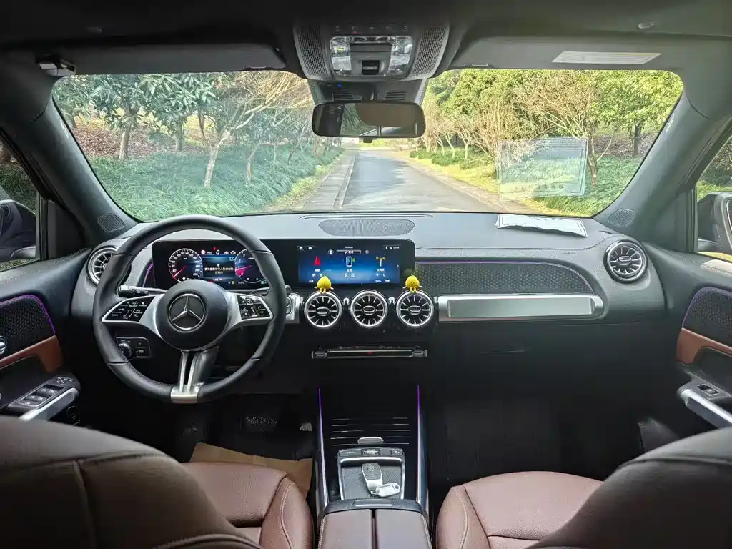 Mercedes-Benz GLB 2025 GLB 220 Fashion