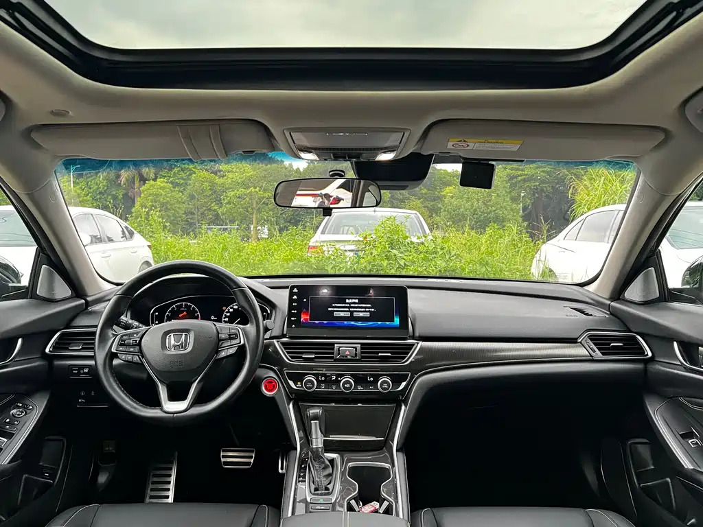 Honda Accord 2022 260TURBO Luxury