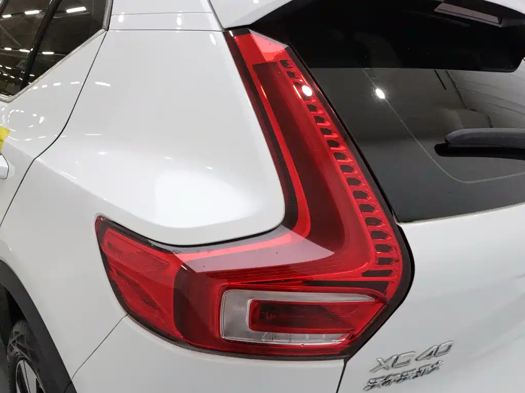 Volvo XC40 — миниатюра 12