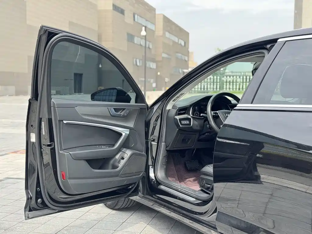 Audi A6L 2020 40 TFSI Luxury