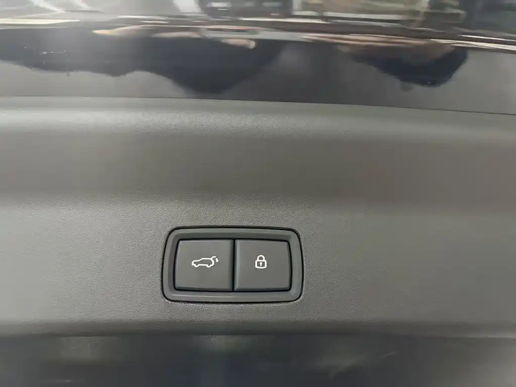 Li Auto Li L9 — миниатюра 24