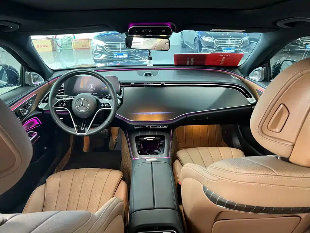Mercedes-Benz E-Class — миниатюра 6
