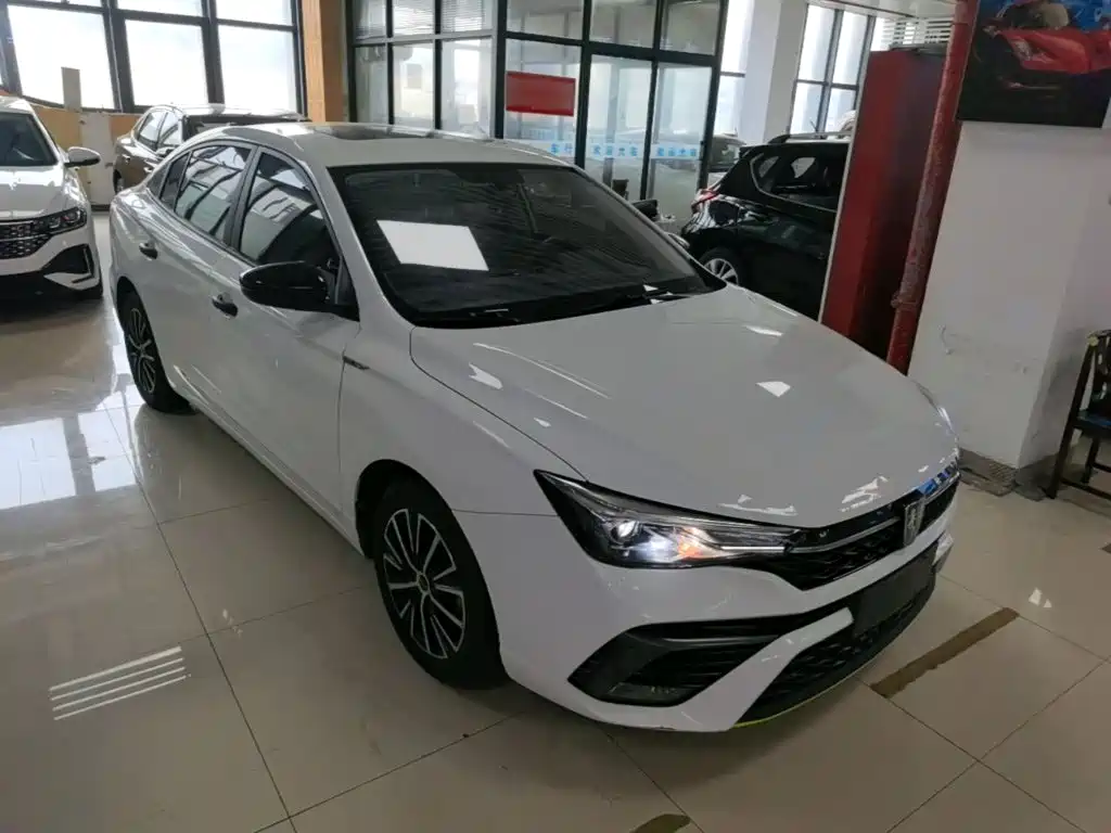 Roewe i5 — миниатюра 4
