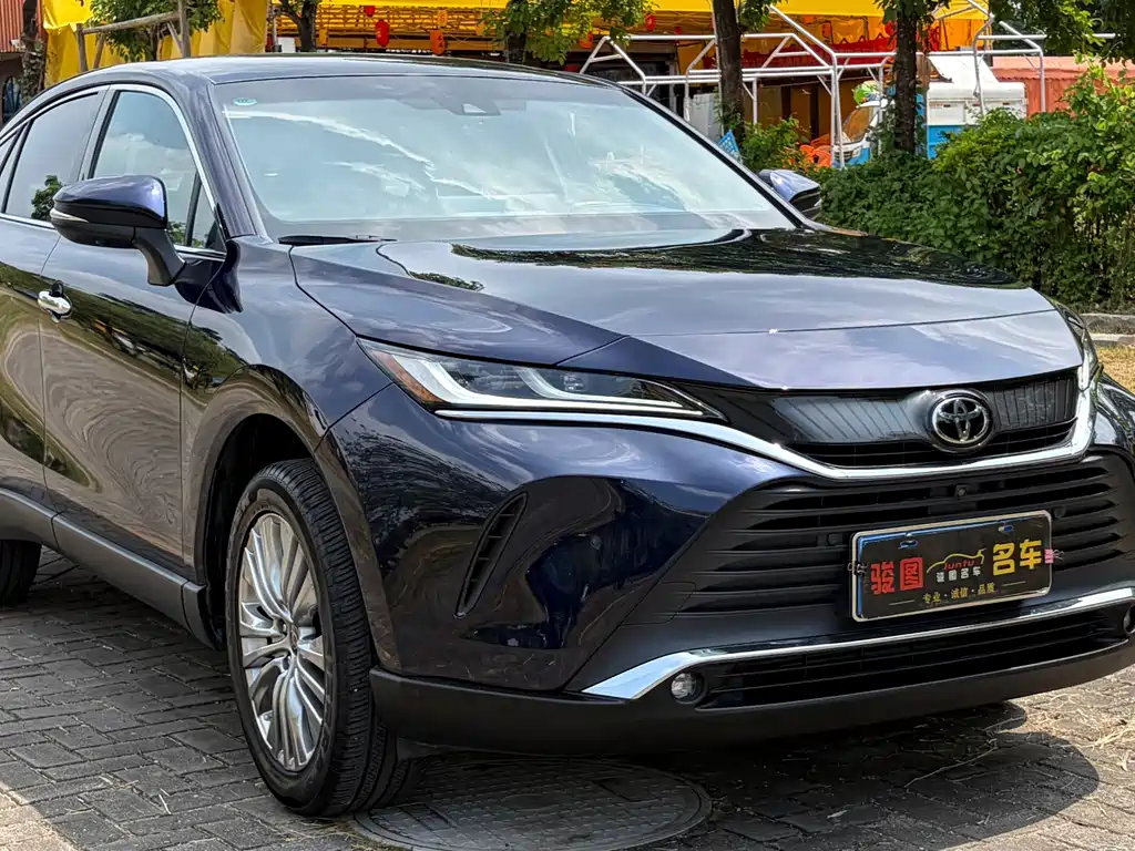 Toyota Harrier — миниатюра 3