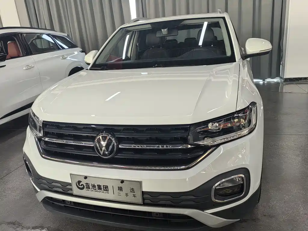 VOLKSWAGEN EXPLORING THE SHADOW