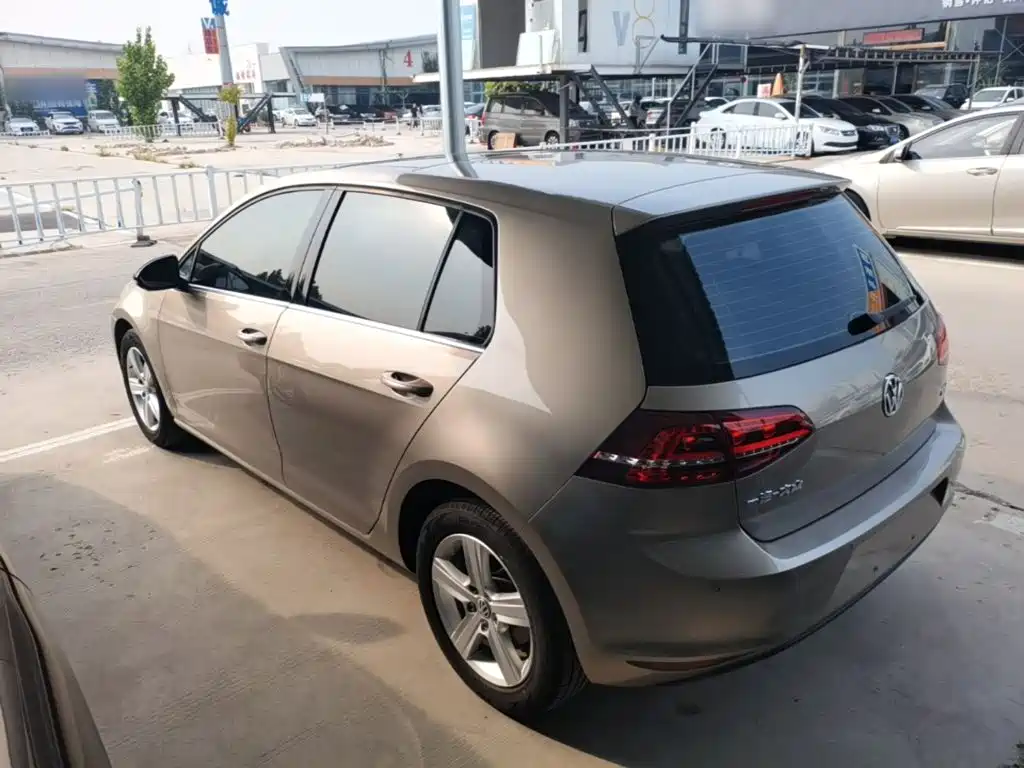 Volkswagen Golf — миниатюра 5