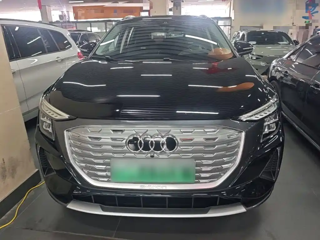 Audi Q5 e-tron — миниатюра 3
