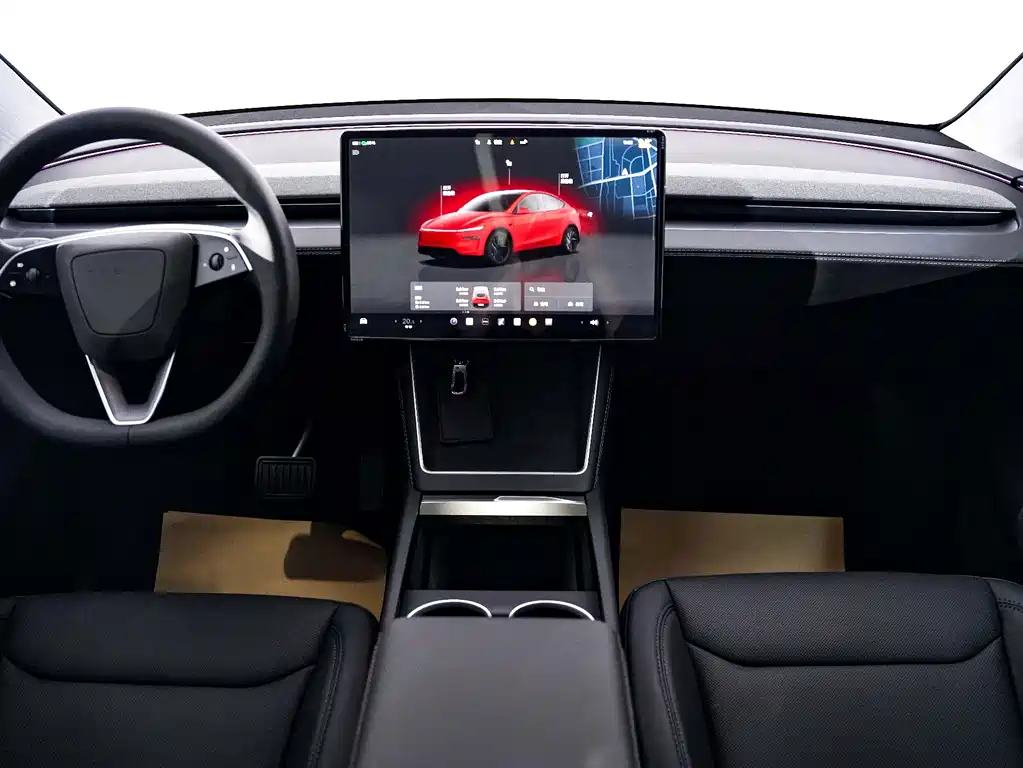 Tesla Model Y — миниатюра 9