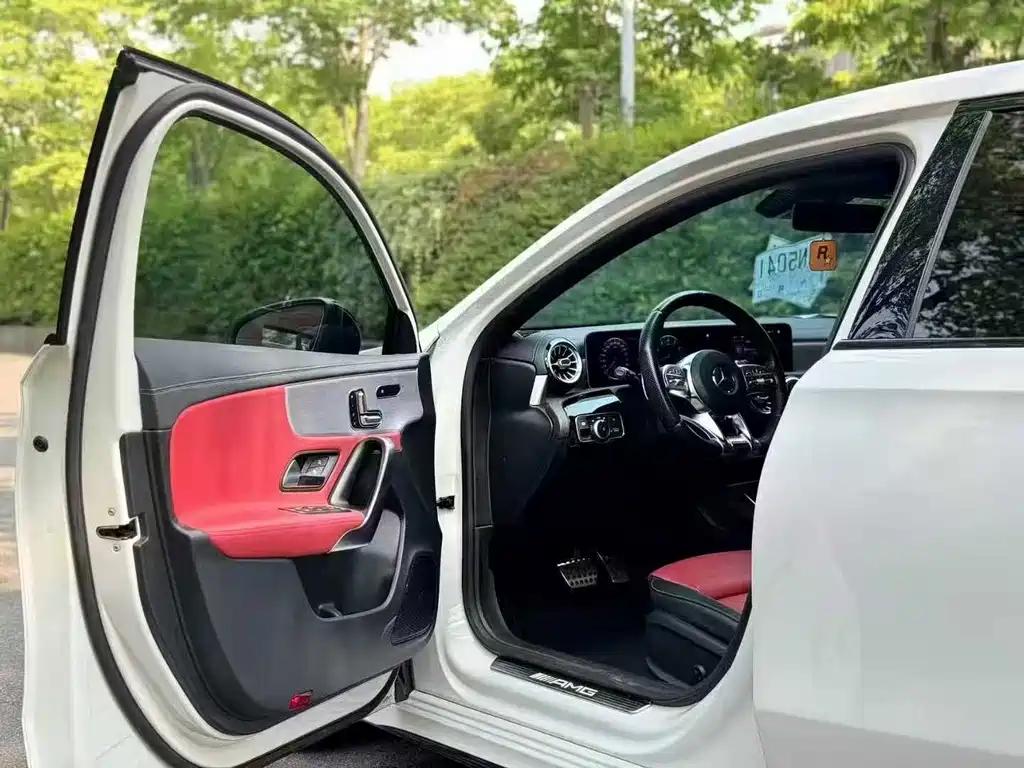 Mercedes-Benz A-Class AMG (Import) — миниатюра 3