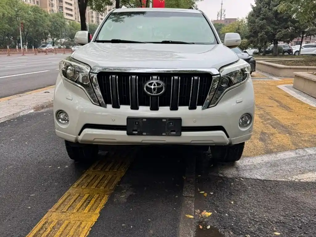 Toyota Prado — миниатюра 2