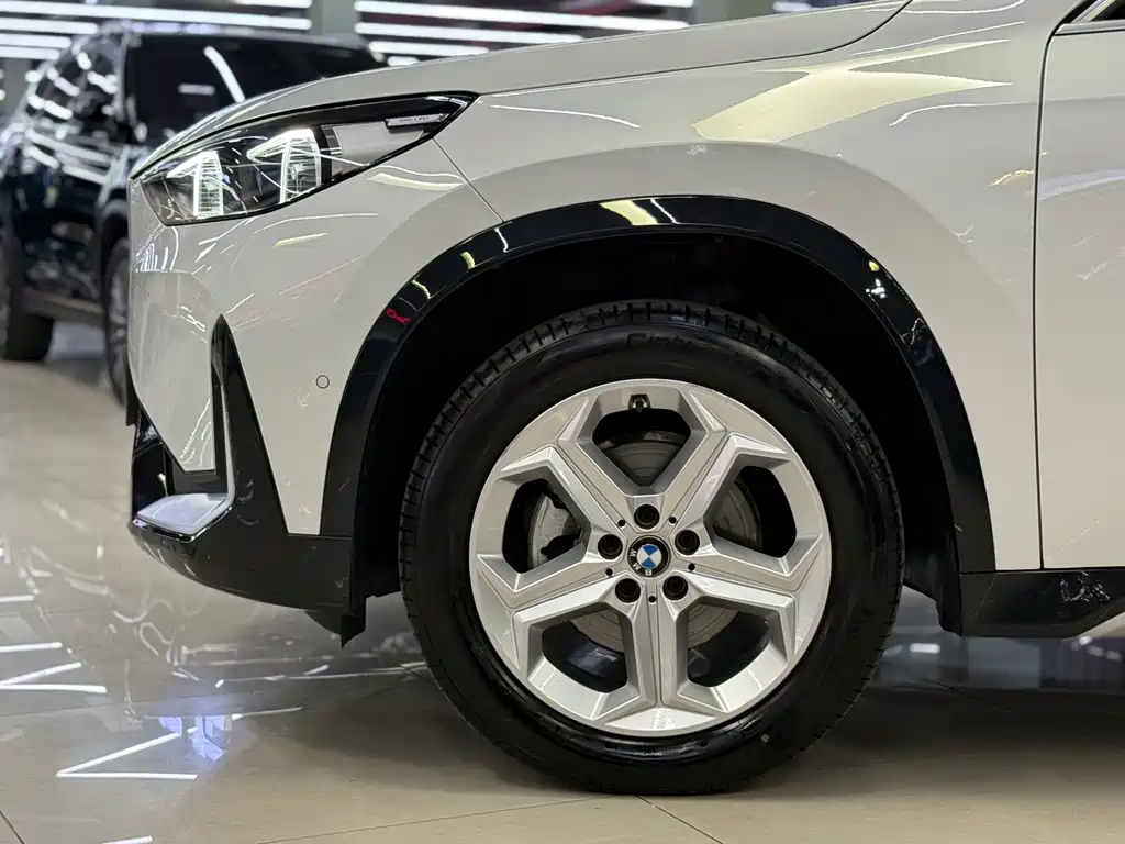 BMW X1 2023 sDrive20Li X