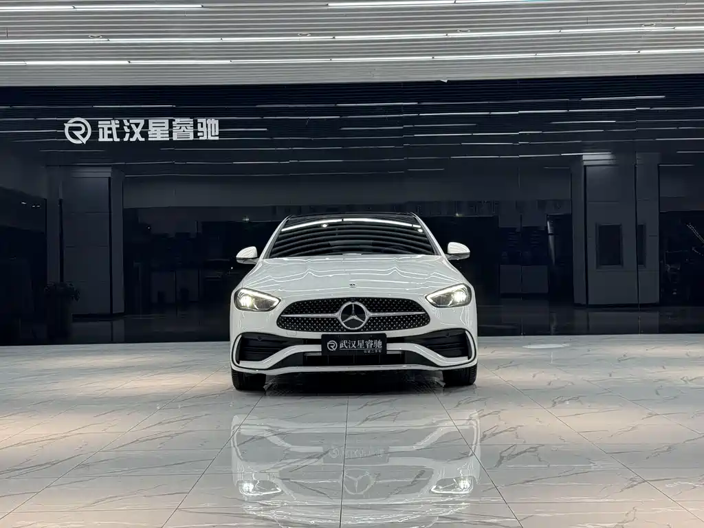 Mercedes-Benz C-Class — миниатюра 4