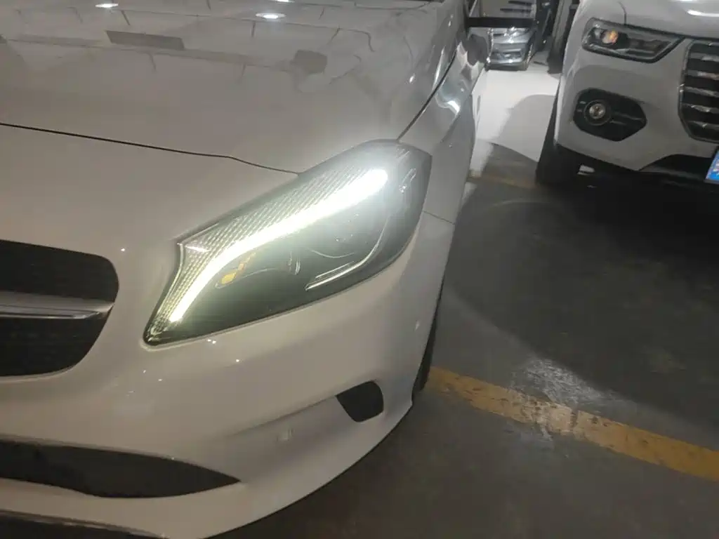 Mercedes-Benz A-Class (Import) — миниатюра 24