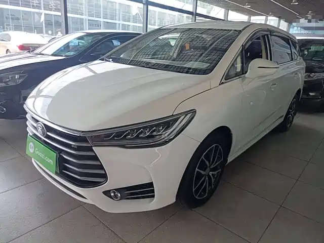 2019 BYD Song Max
