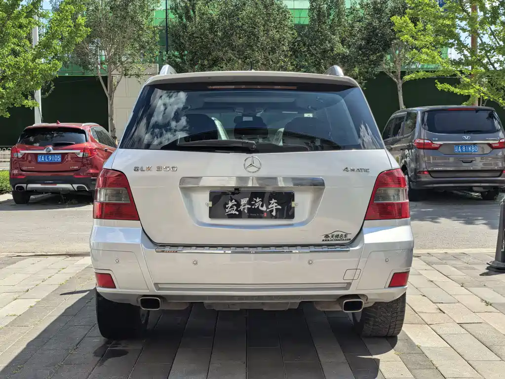 Mercedes-Benz GLK-Class (Import) — миниатюра 5
