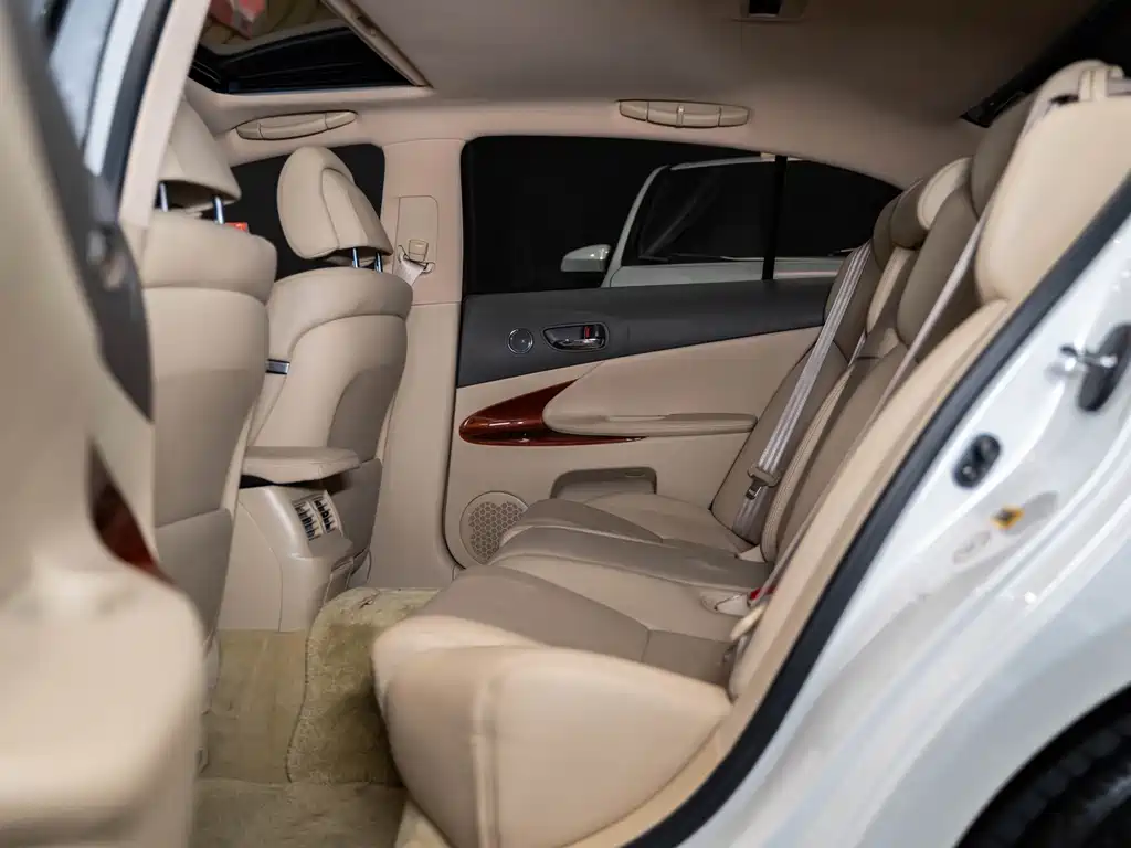 Lexus GS — миниатюра 18