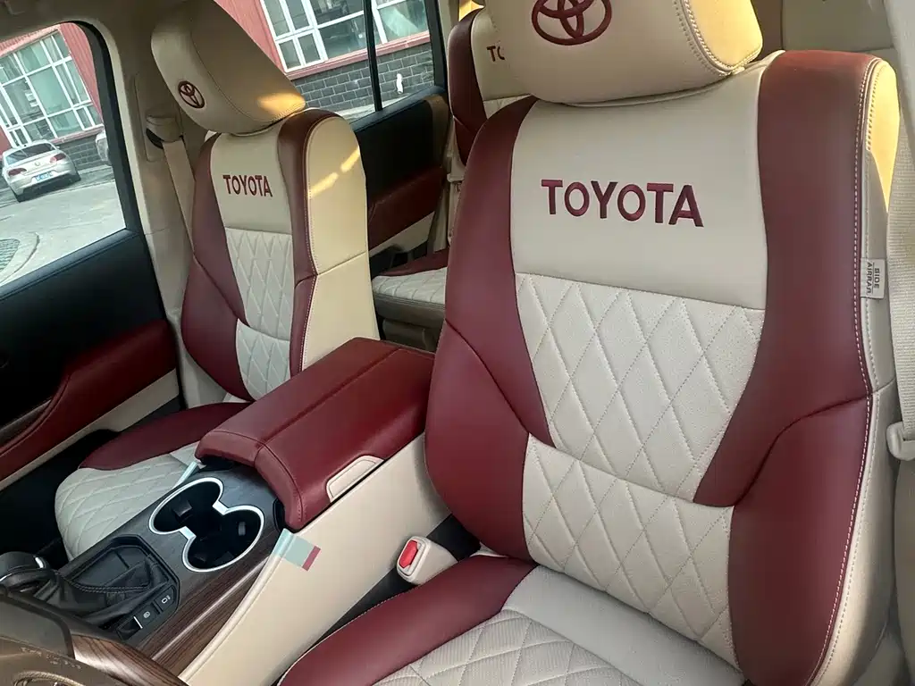 Toyota Land Cruiser — миниатюра 7