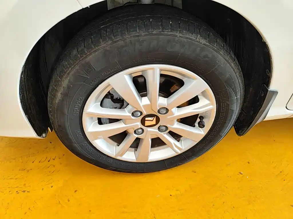 Baojun 360 — миниатюра 23