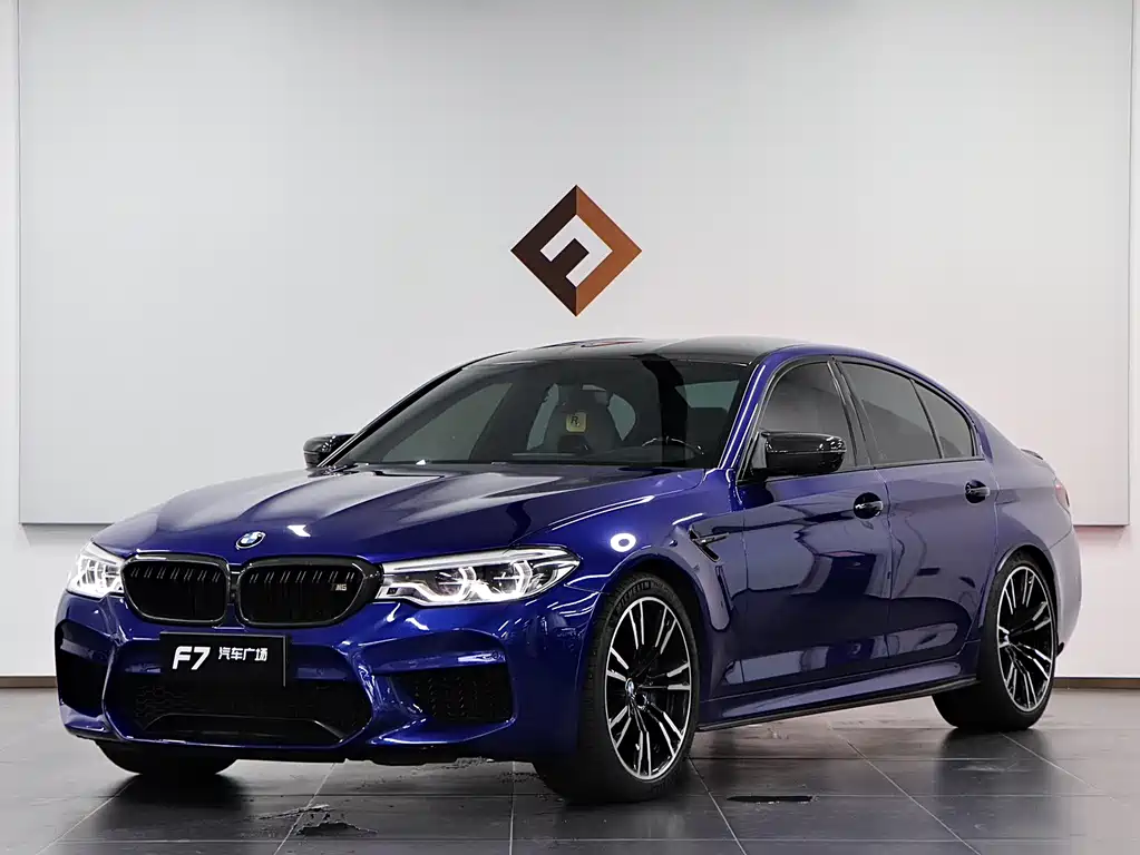 Купить BMW M5