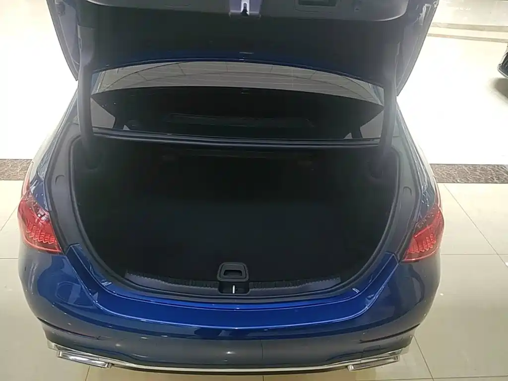 Mercedes-Benz C-Class — миниатюра 19