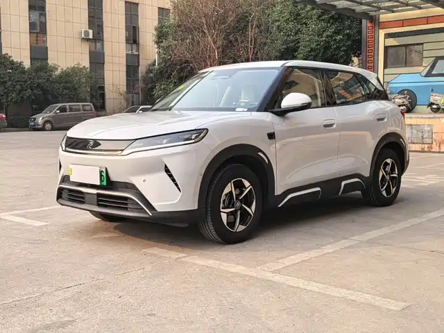 2025 BYD Yuan