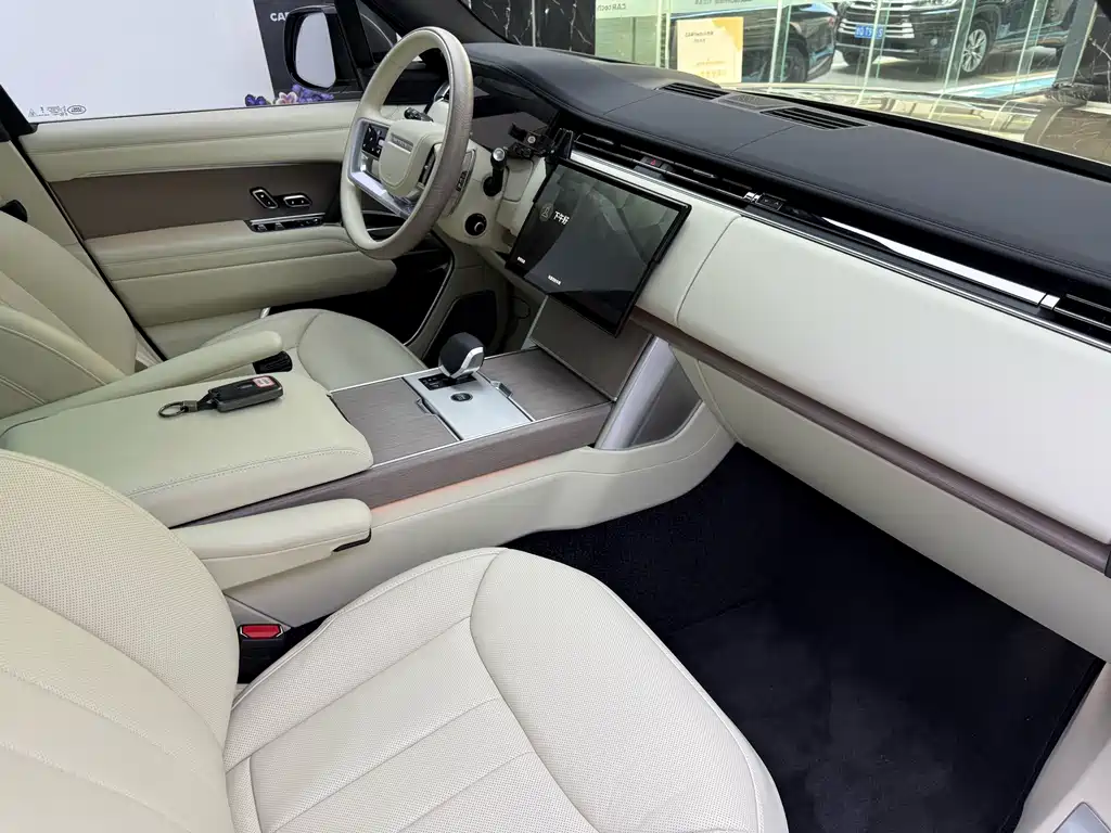 Land Rover Range Rover — миниатюра 20