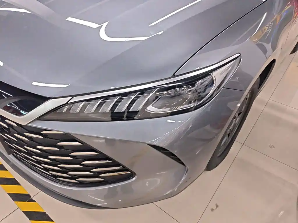 Заказать BYD Qin PLUS 2026 года за 1 795 067 ₽  из Китая