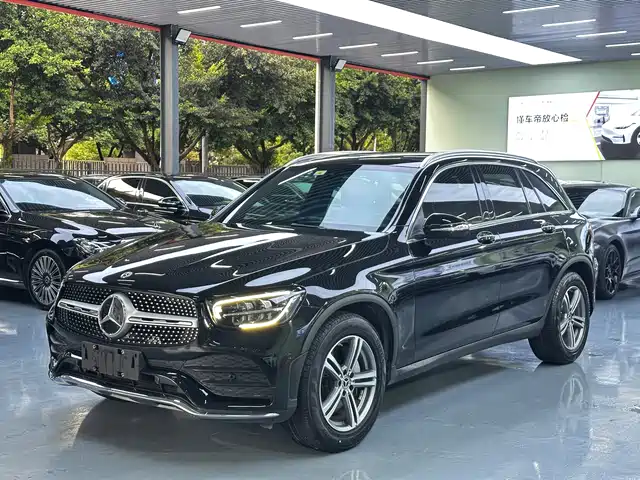 MERCEDES-BENZ  GLC 2020
