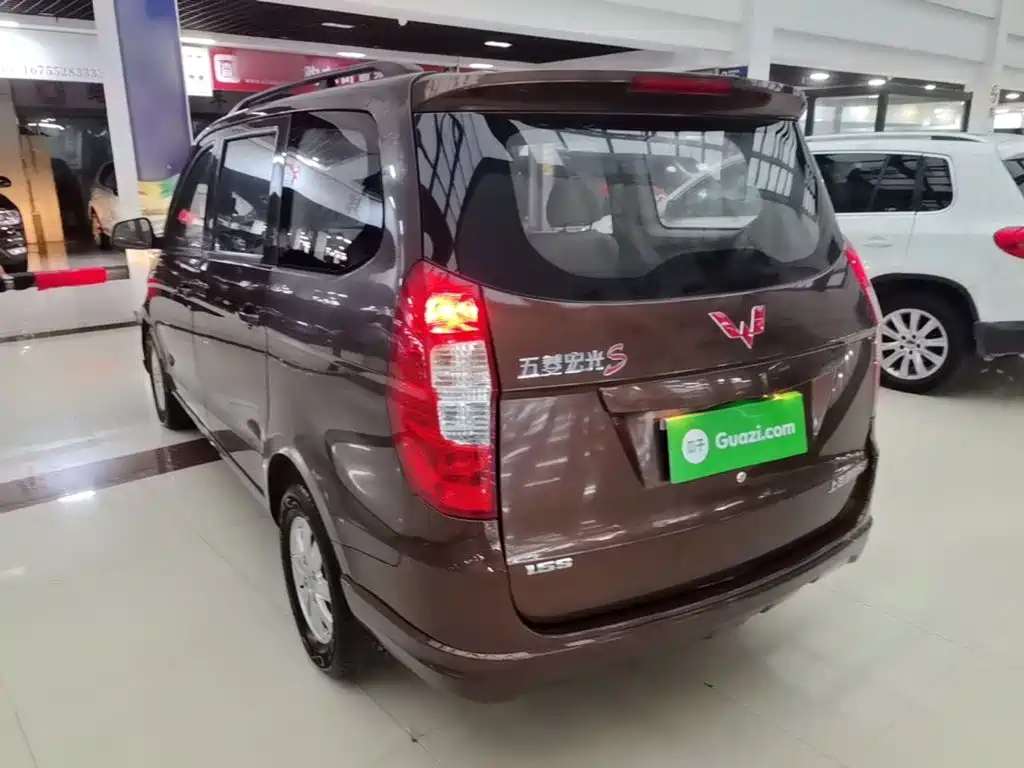 Wuling Hongguang — миниатюра 5