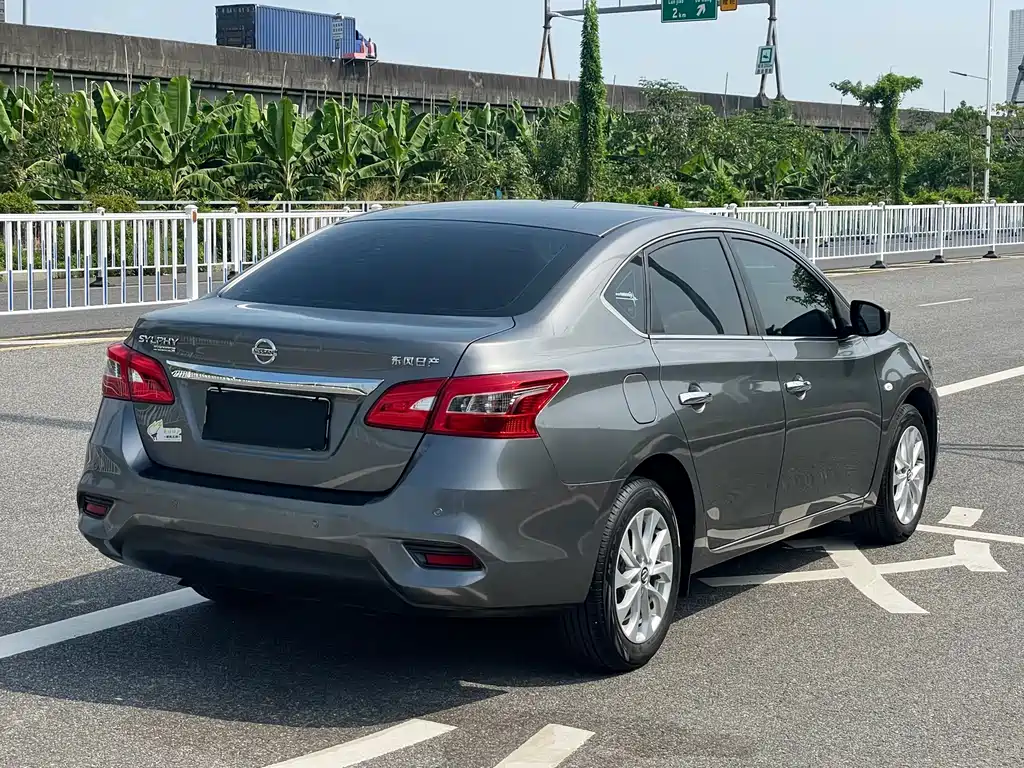 Nissan Sylphy — миниатюра 9