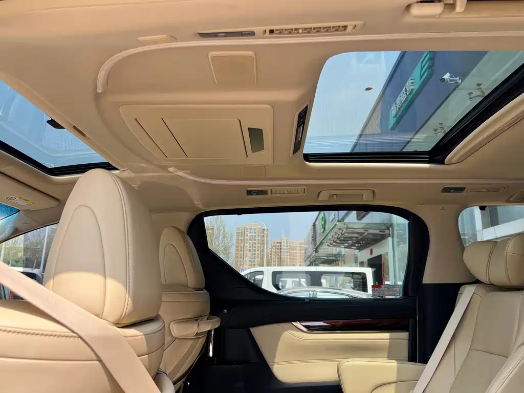 Toyota Alphard 2015 3.5L Luxury