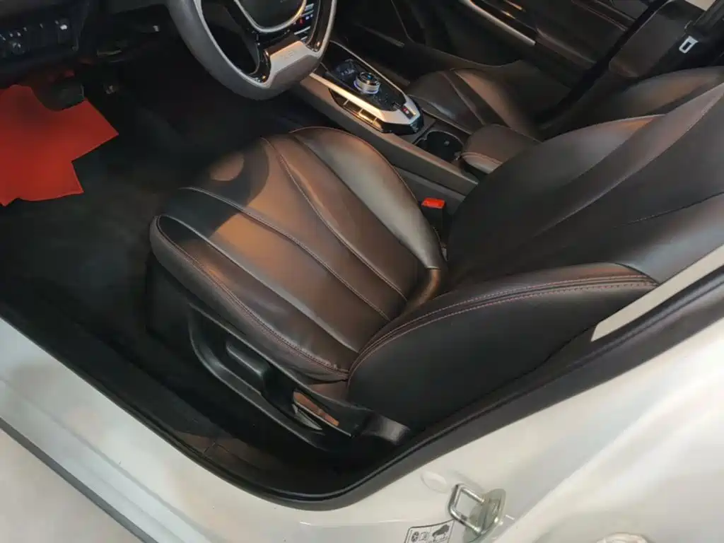 BAIC EU5 — миниатюра 15