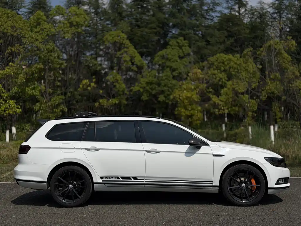 Volkswagen Passat Variant 2018 380TSI