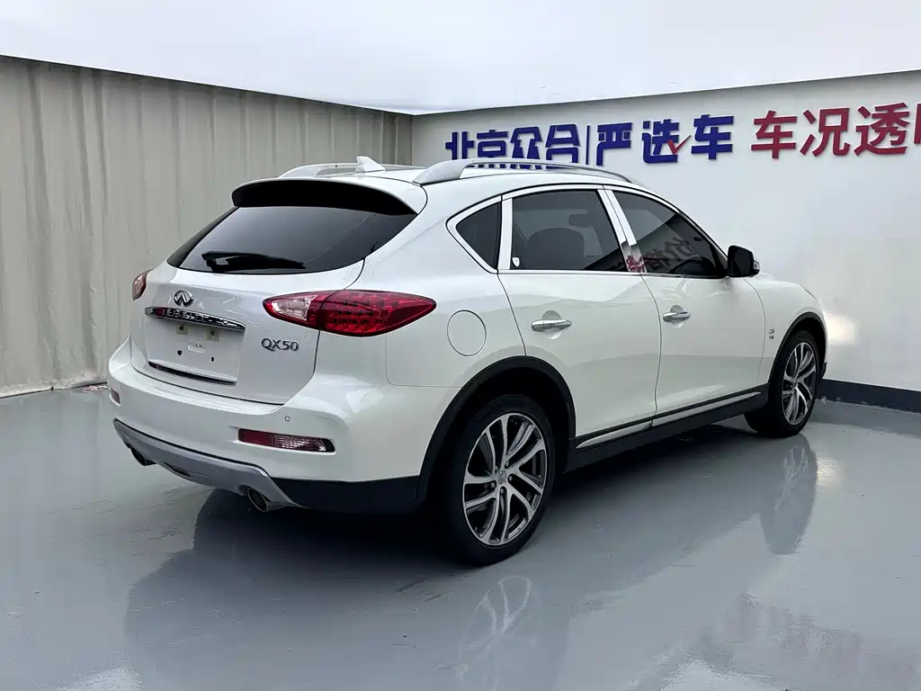 Infiniti QX50 — миниатюра 23