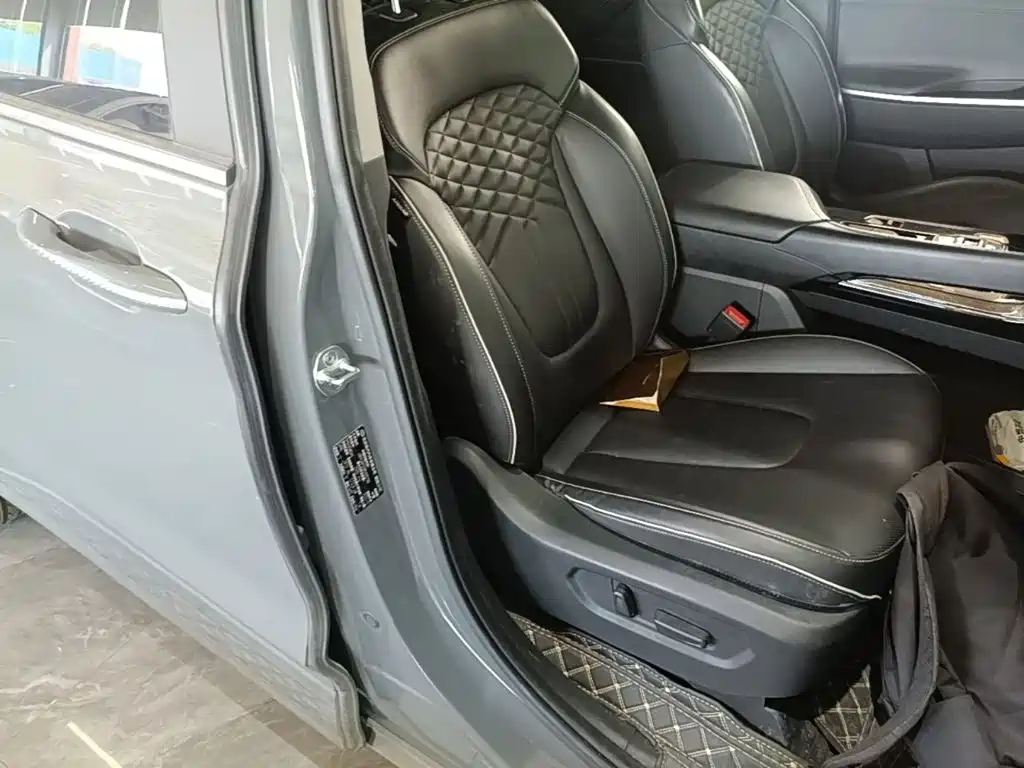 Hyundai Custo — миниатюра 25