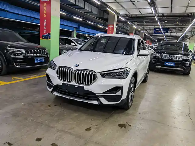 BMW  X1